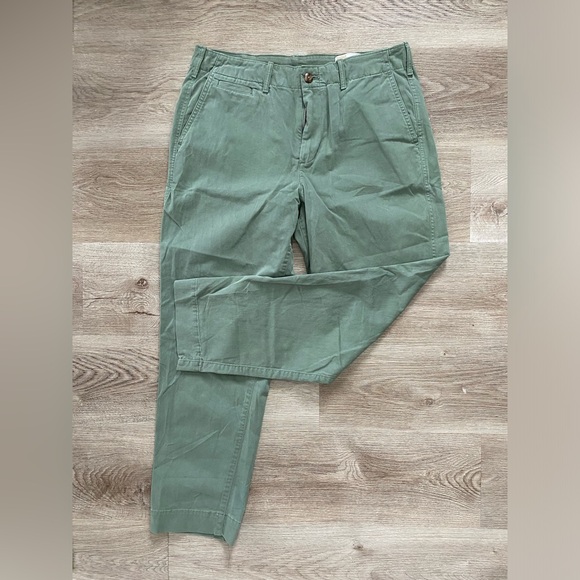 Gap khakis - Picture 1 of 2